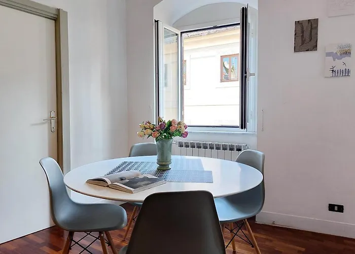 Cozy Navona Flat Apartment Rome